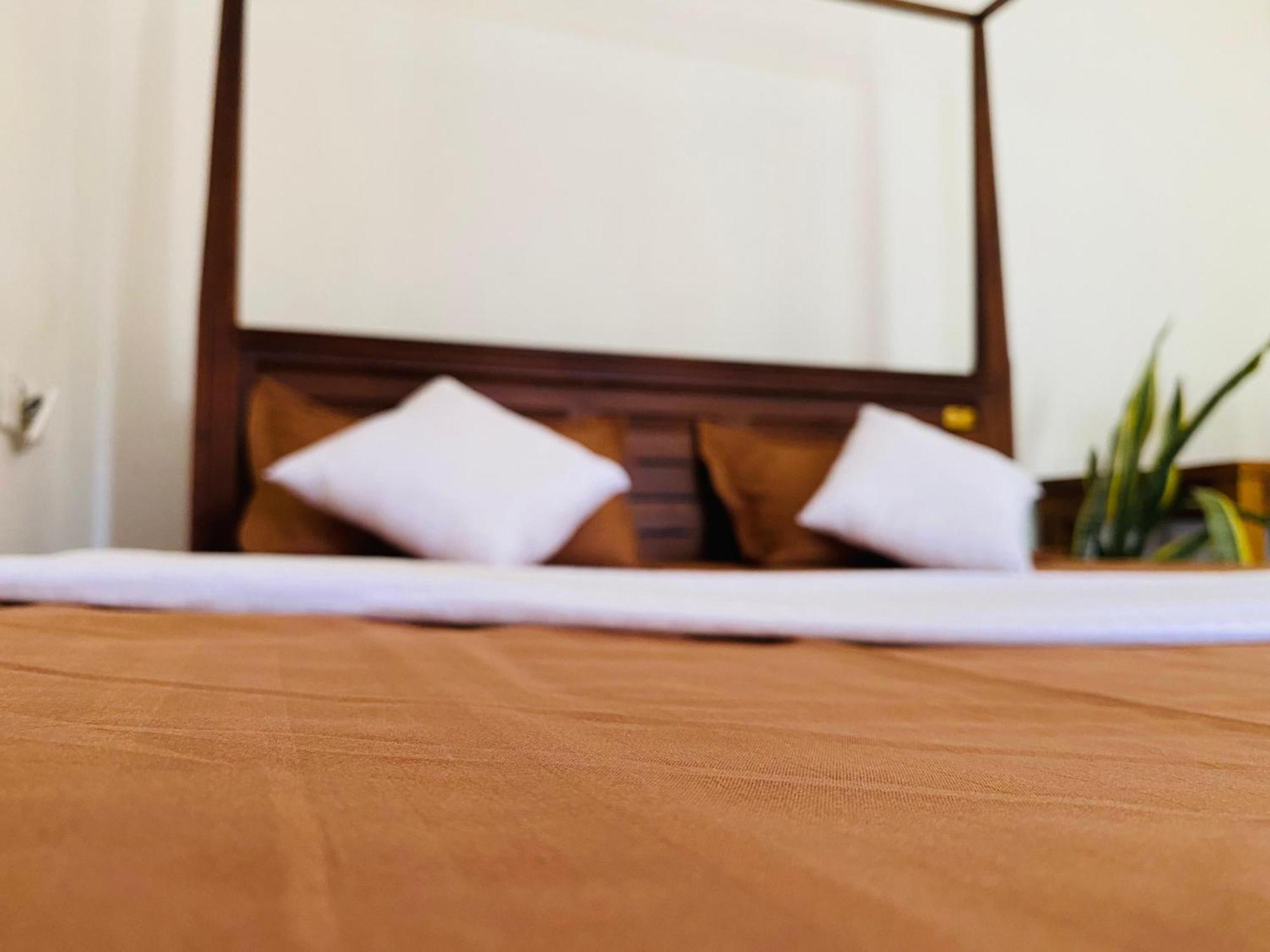 Sasmika Villa Surf And Yoga Hostel Weligama Luaran gambar