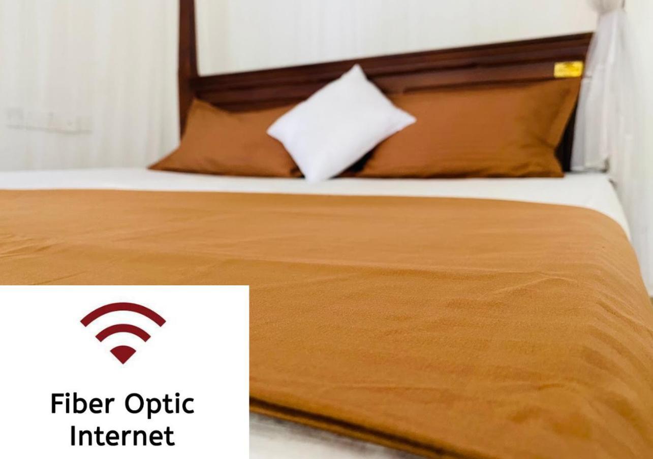Sasmika Villa Surf And Yoga Hostel Weligama Luaran gambar